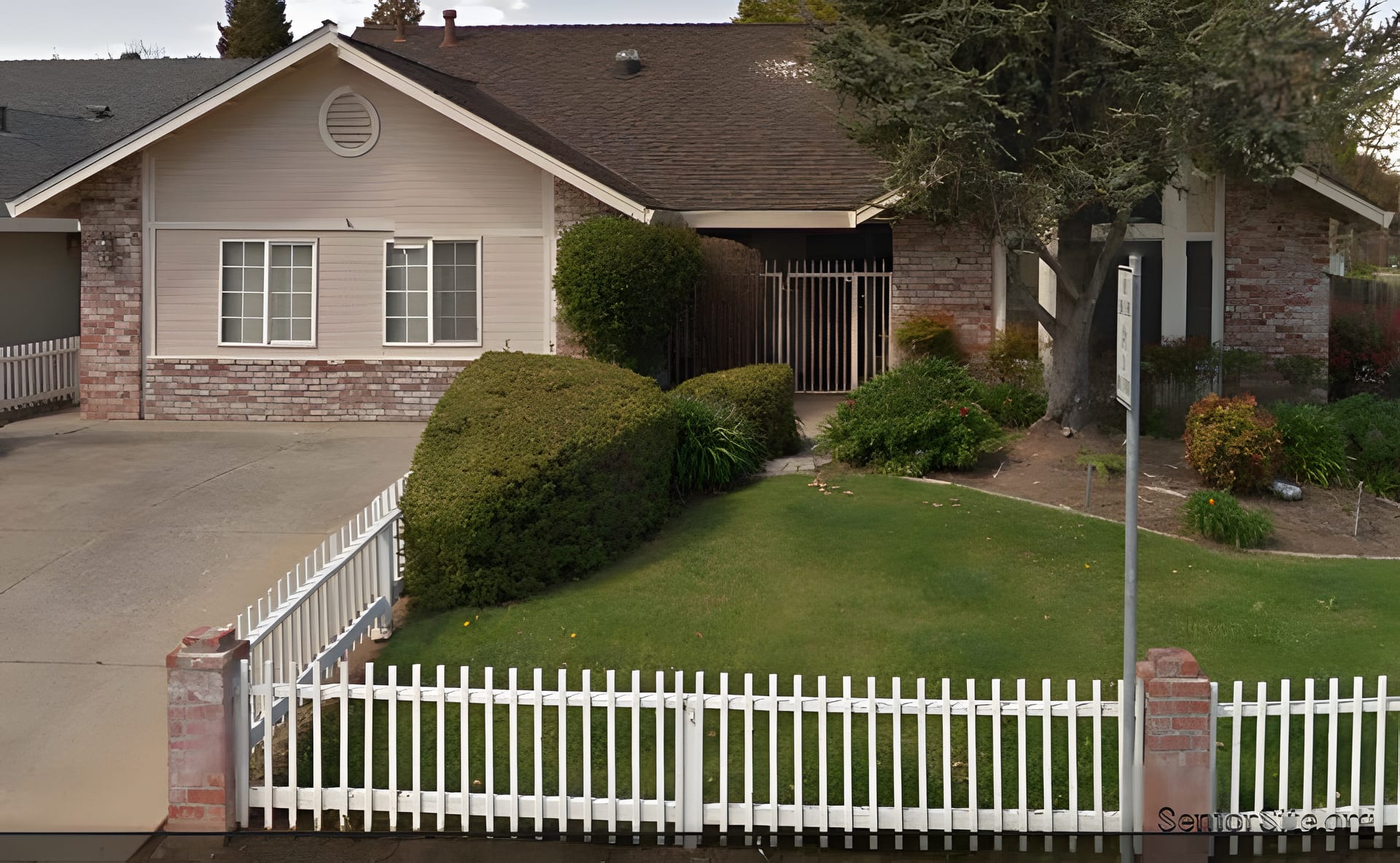 Bootstrap via serper_images (https://seniorsite.org/property/show/five-star-rcfe)